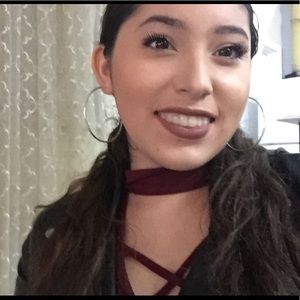 Meet your Posher, Renee